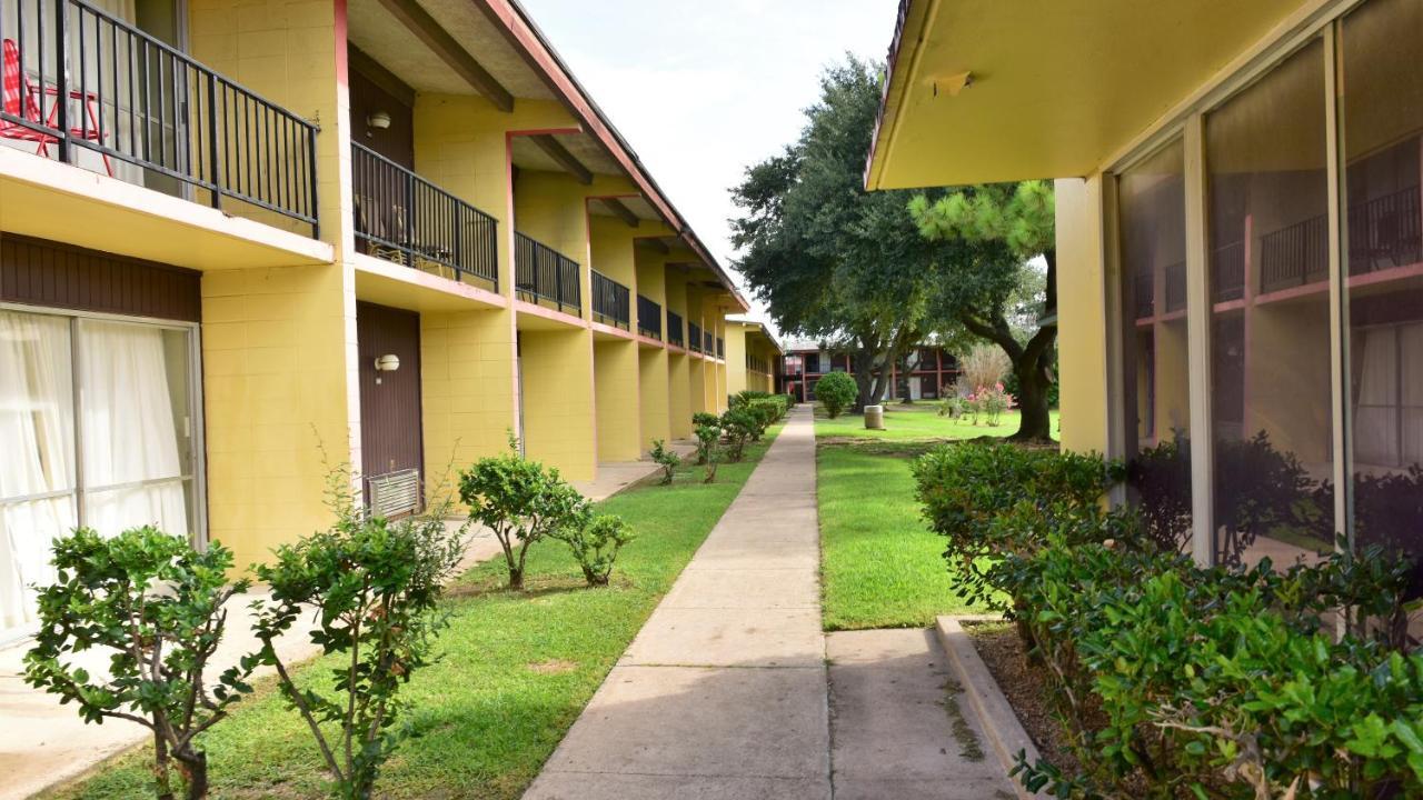 Red Carpet Inn Хьюстон Экстерьер фото